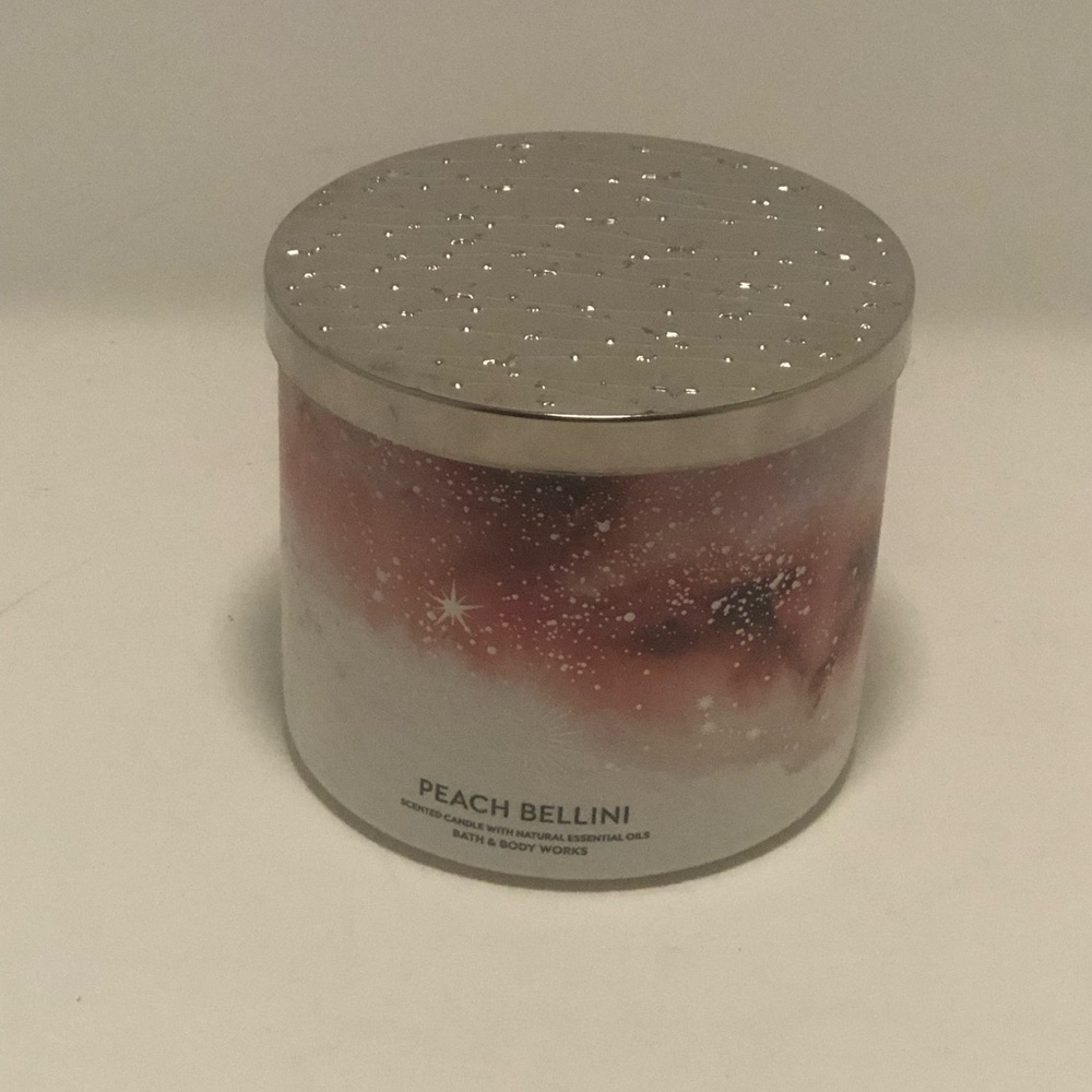 Bath & Body Works Peach Bellini Candle with Silver Lid